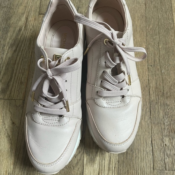 Michael Khor - Picture 2 of 2